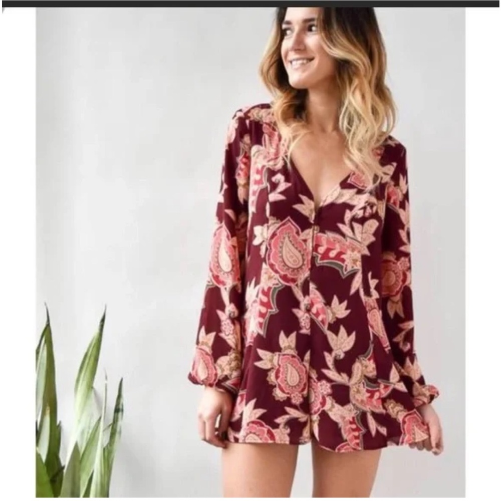 Show Me Your Mumu Bailey tie back paisley print long sleeve romper shorts sz S